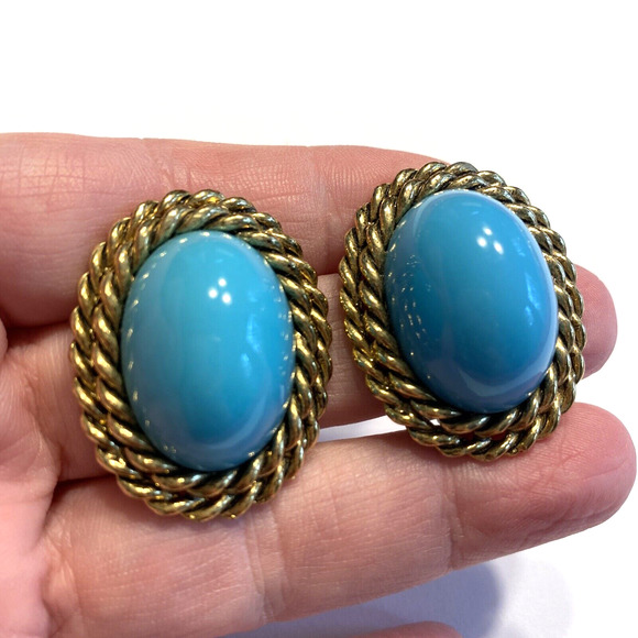 Chunky Y2K Goldtone Clip On Earrings Oval Rope Texture Blue Domed Center Bead - Picture 3 of 6
